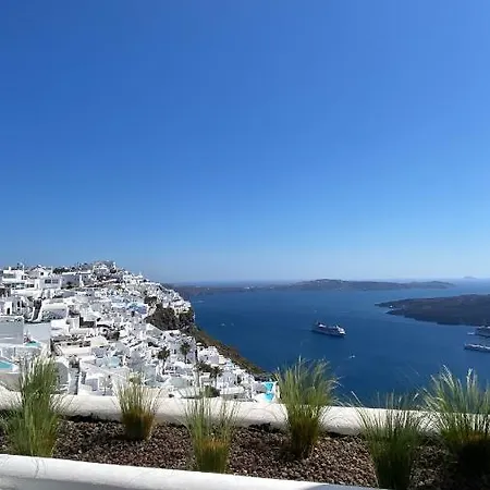Aparthotel Nomikos Fira (Santorini)