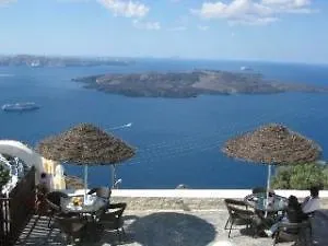 Nomikos Aparthotel