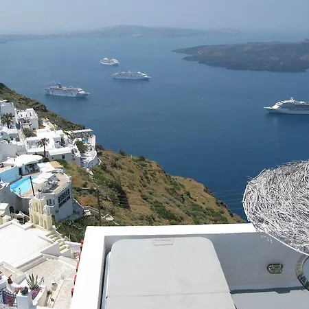 Nomikos 4* Тира